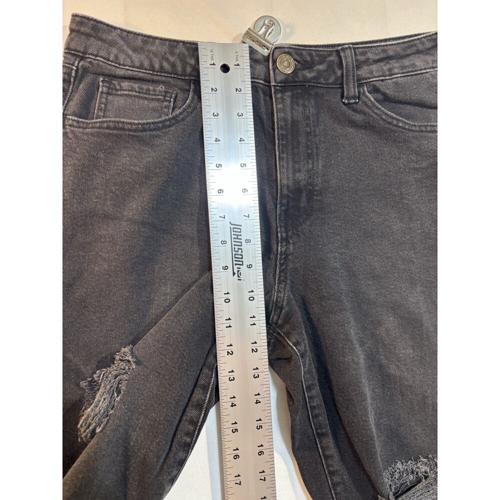 SO Women’s High Rise Straight Distressed Black Jeans Size 16/31W Stretch - Picture 3 of 6